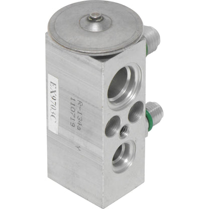 Universal Air Cond EX9703C