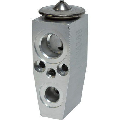 Universal Air Cond EX9707C
