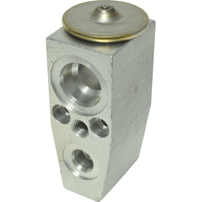 Universal Air Cond EX9733C