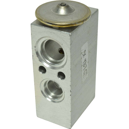 Universal Air Cond EX9737C