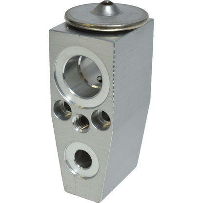 Universal Air Cond EX9740C
