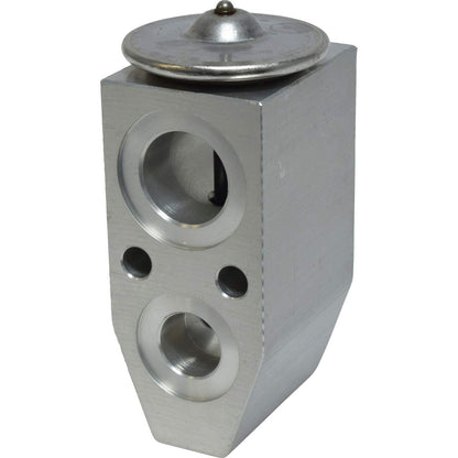 Universal Air Cond EX9743C