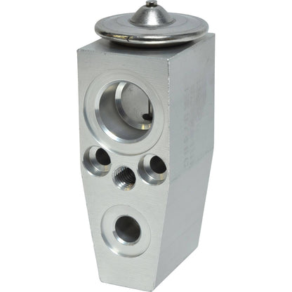 Universal Air Cond EX9746C