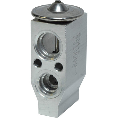 Universal Air Cond EX9747C