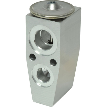 Universal Air Cond EX9751C