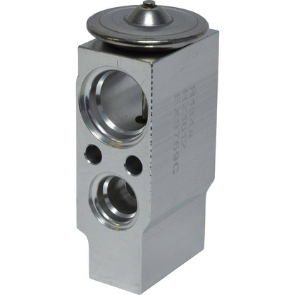 Universal Air Cond EX9769C