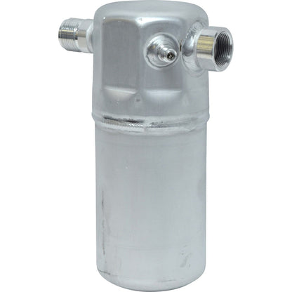 Universal Air Cond RD1587C