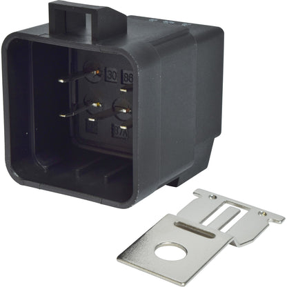 Universal Air Cond RE4877