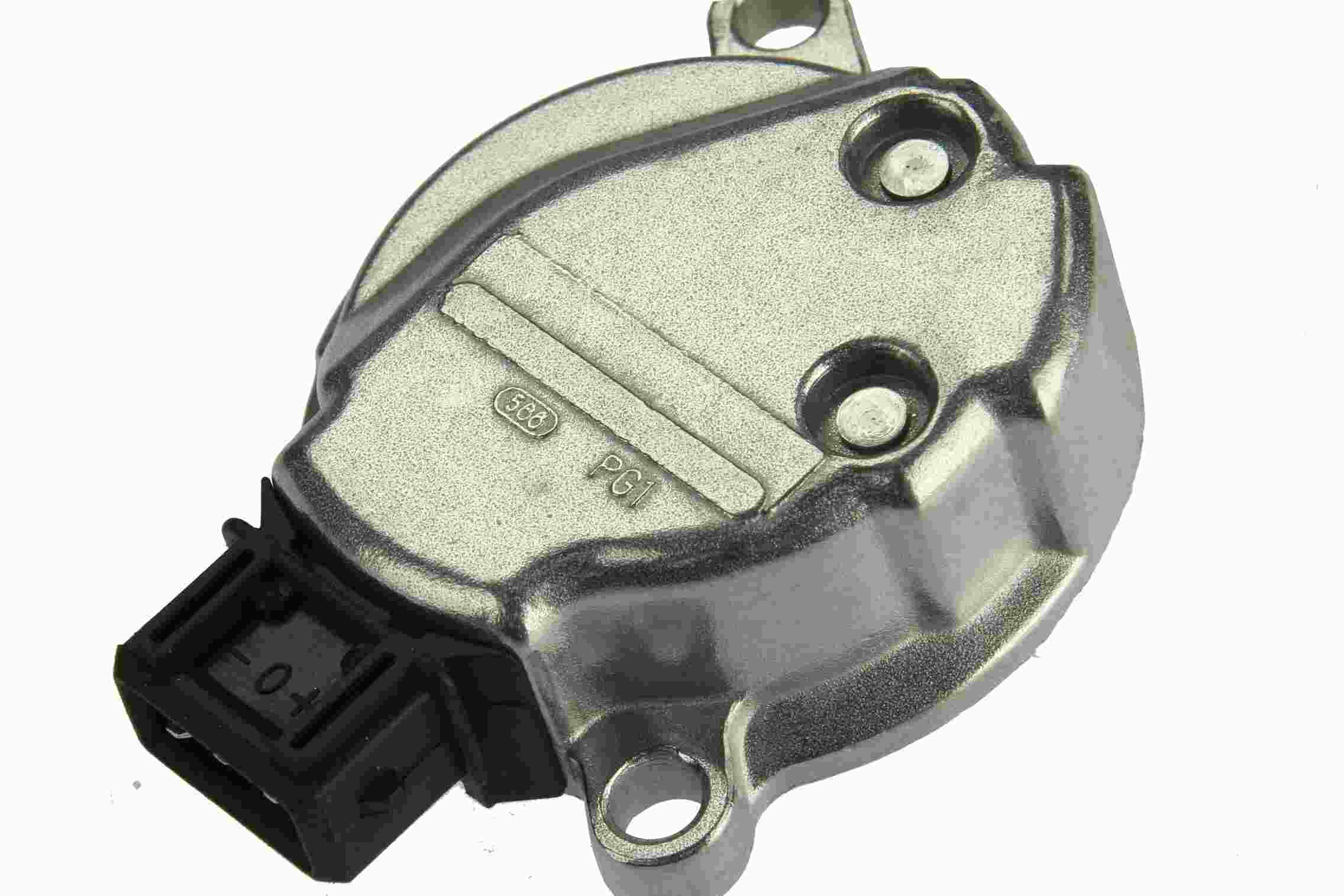 URO Engine Camshaft Position Sensor 058905161B