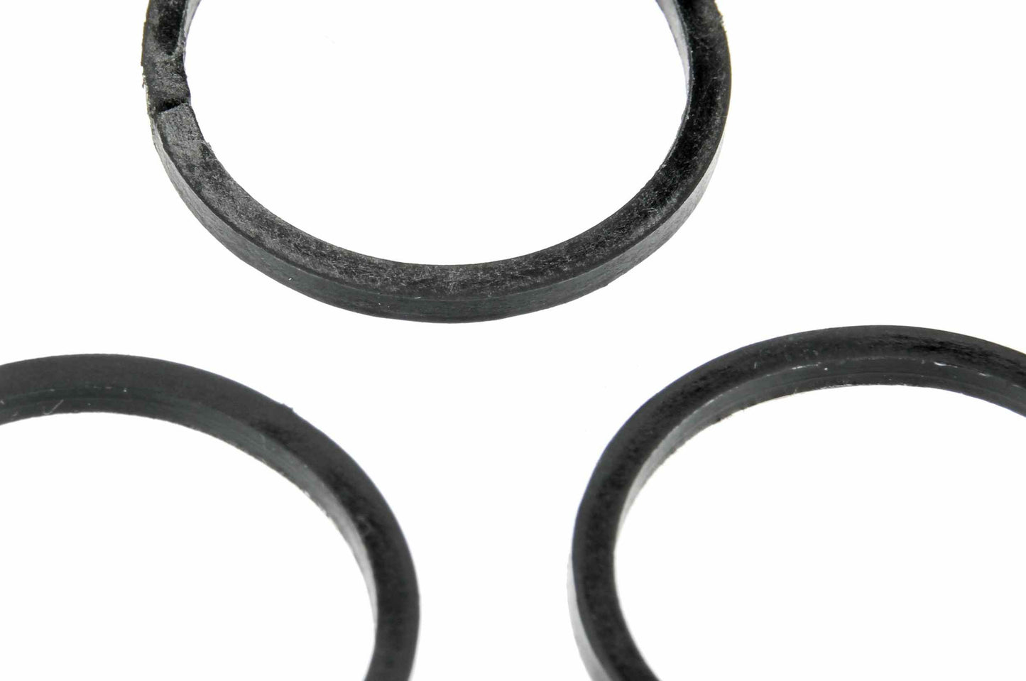 URO Engine Variable Valve Timing (VVT) Adjuster Seal 06F198107A