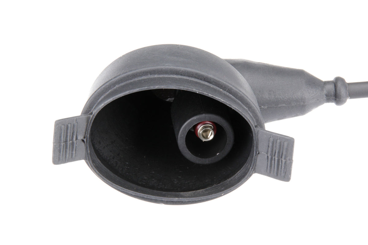 URO Spark Plug Wire Set 12121720529