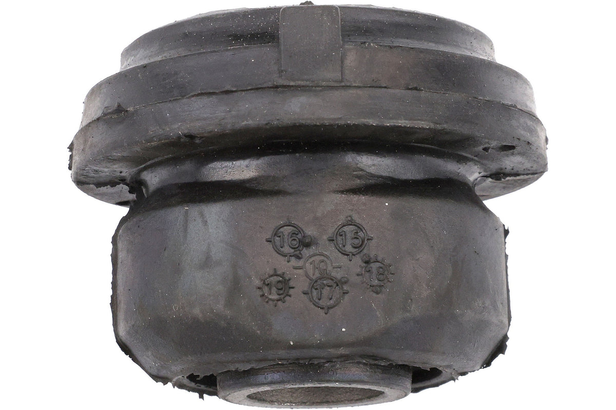 URO Suspension Control Arm Bushing Kit 1233301375
