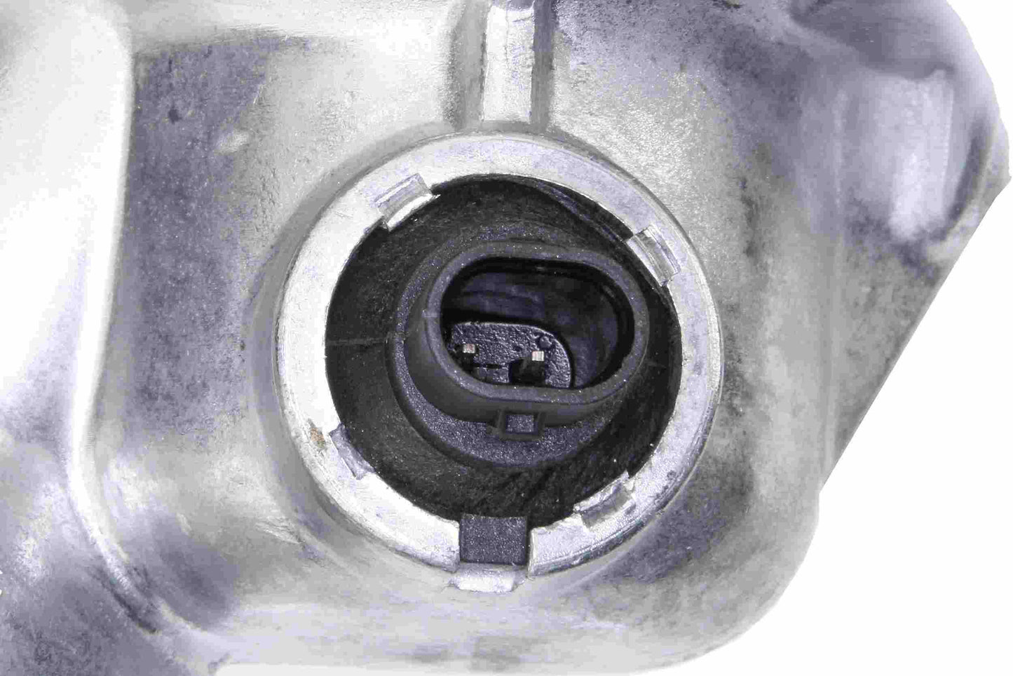 URO Engine Coolant Thermostat / Water Inlet Assembly 2722000415