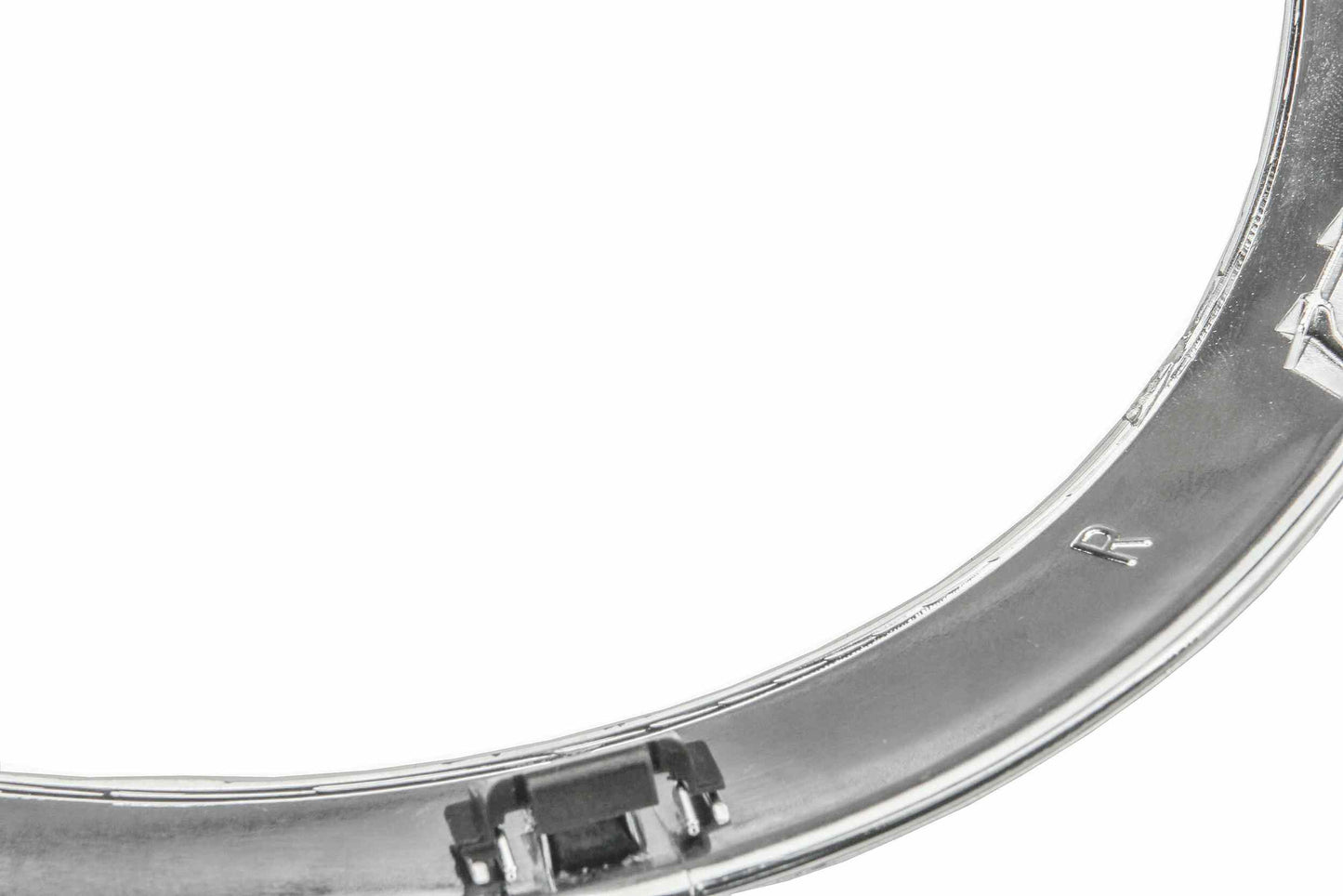 URO Headlight Trim 51137300632