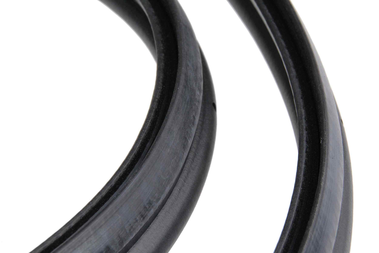 URO Trunk Lid Seal 51711884149