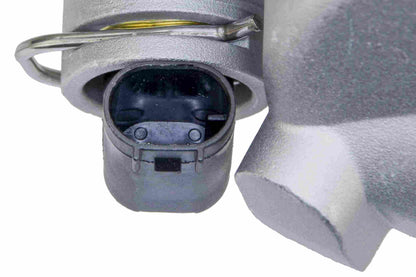 URO Engine Coolant Thermostat / Water Inlet Assembly 6462000015