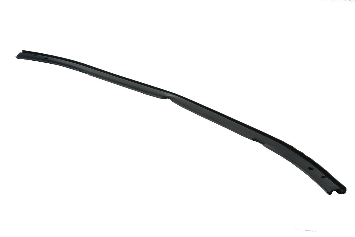 URO Windshield Frame Weatherstrip Seal 650130