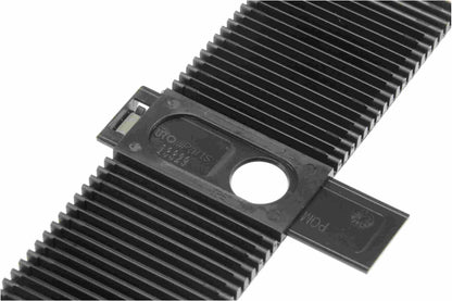 URO Automatic Transmission Shifter Slide Cover 8699465