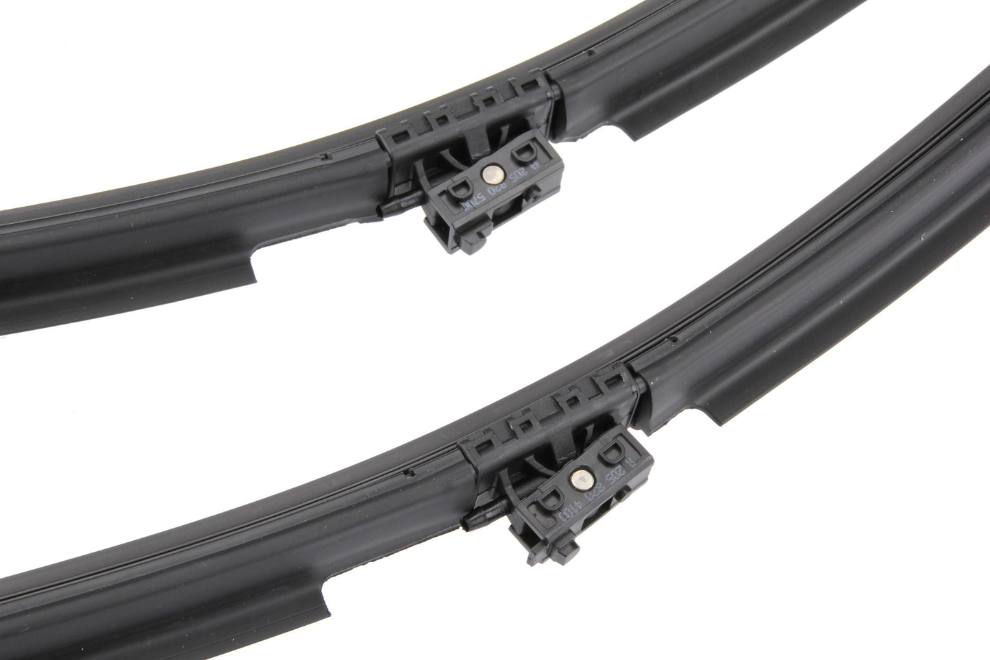 URO Windshield Wiper Blade Set 9108240100 image 2