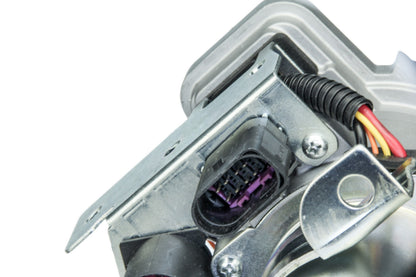 URO Transfer Case Motor 95562460101