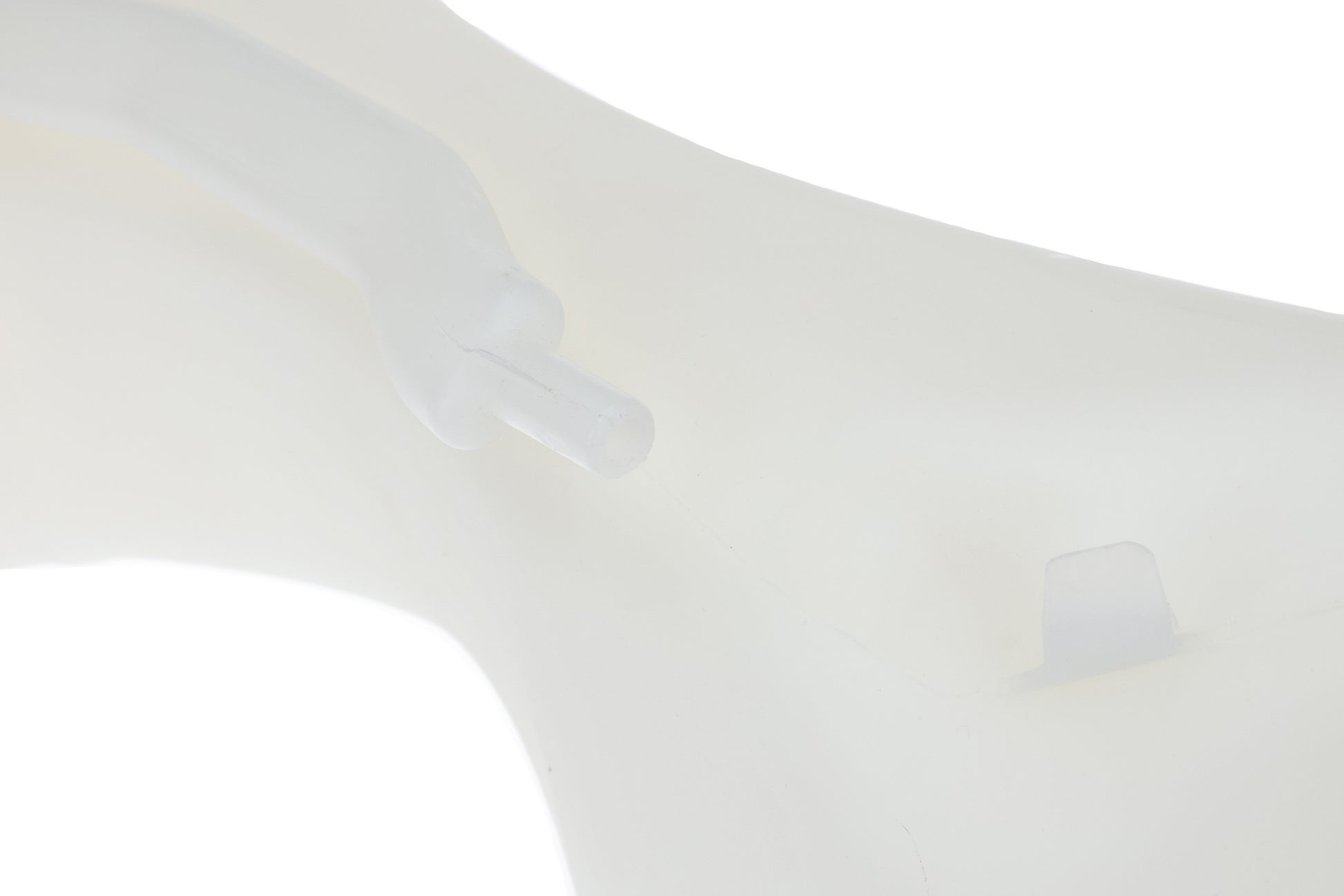 URO Engine Coolant Reservoir CY0718793 image 2