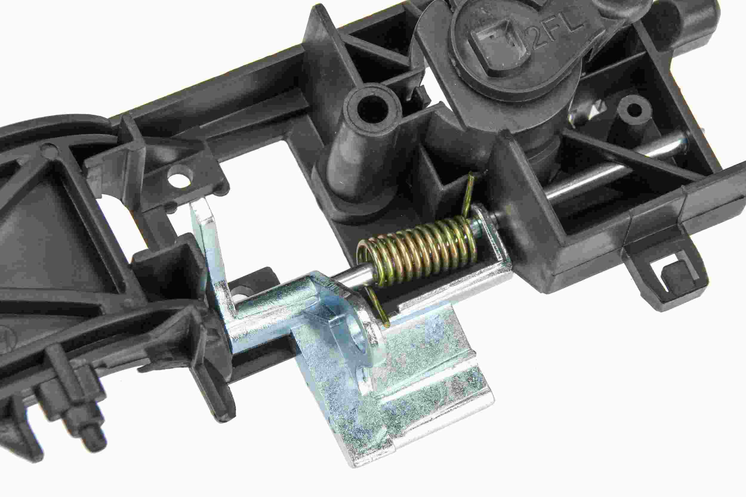 Autotecnica Exterior Door Handle Reinforcement FD0817212