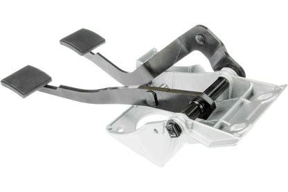 Autotecnica Brake and Clutch Pedal Assembly FD0817569
