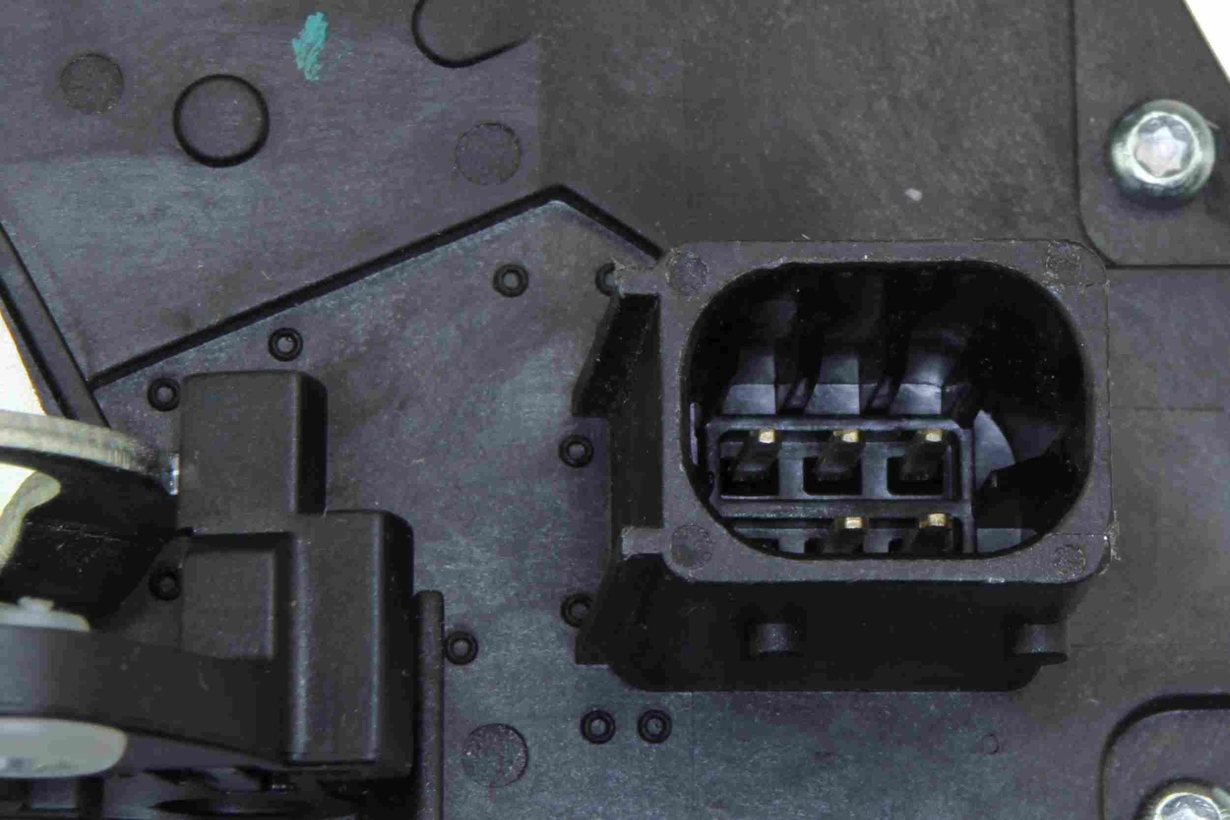 Autotecnica Door Lock Actuator GM0817474