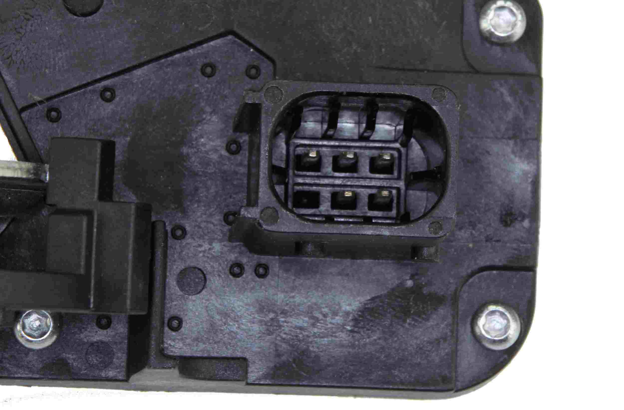 Autotecnica Door Lock Actuator GM0817476