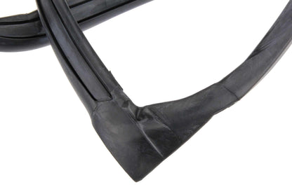 URO Windshield Seal GMB8865AC