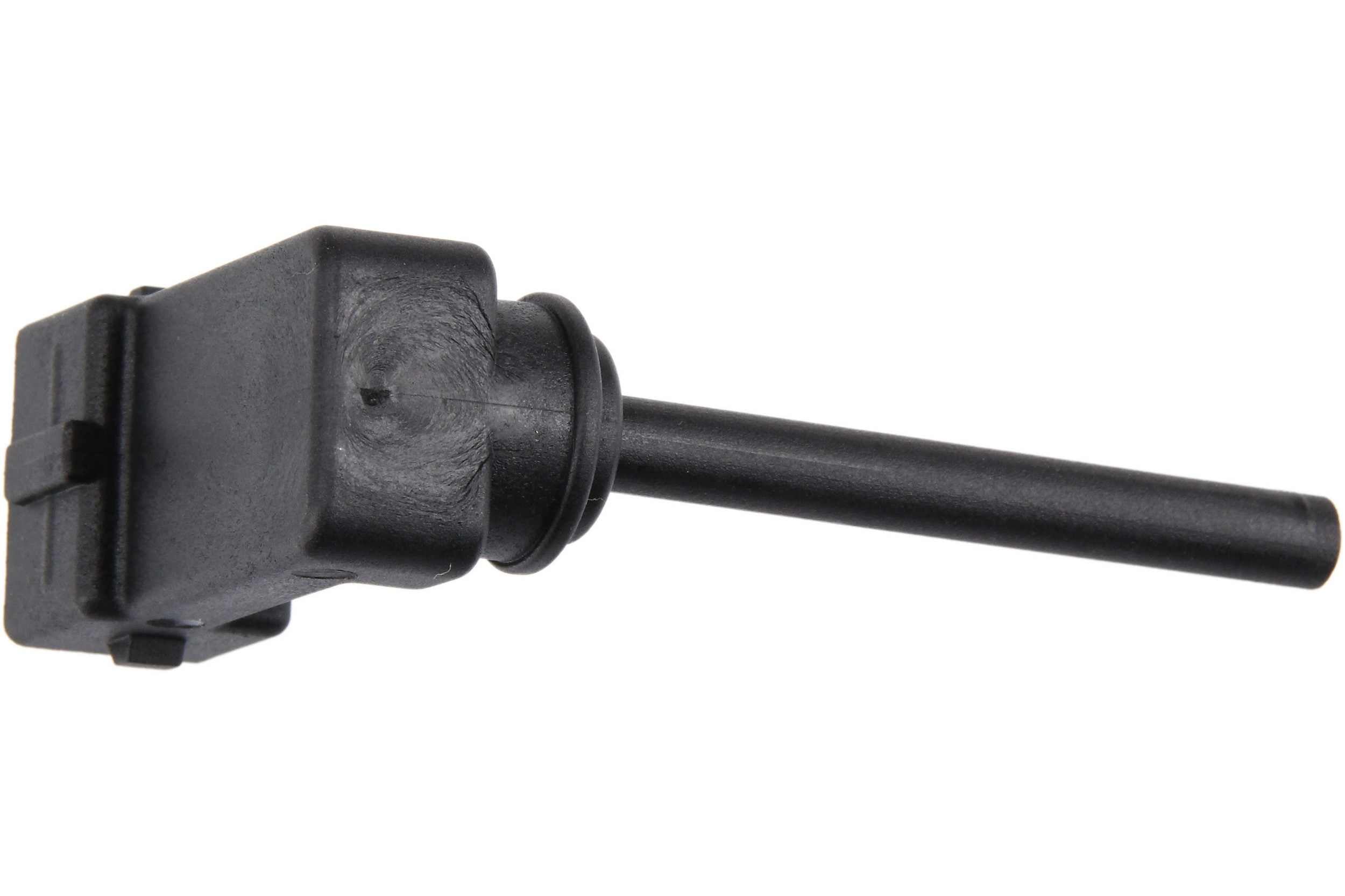 URO Engine Coolant Level Sensor LNA5740AB