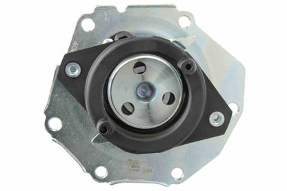 URO Engine Water Pump LR006861
