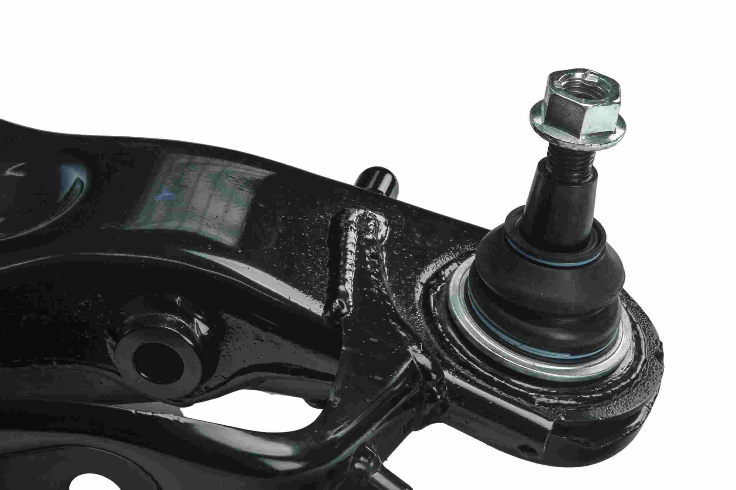 URO Suspension Control Arm and Ball Joint Assembly LR029301