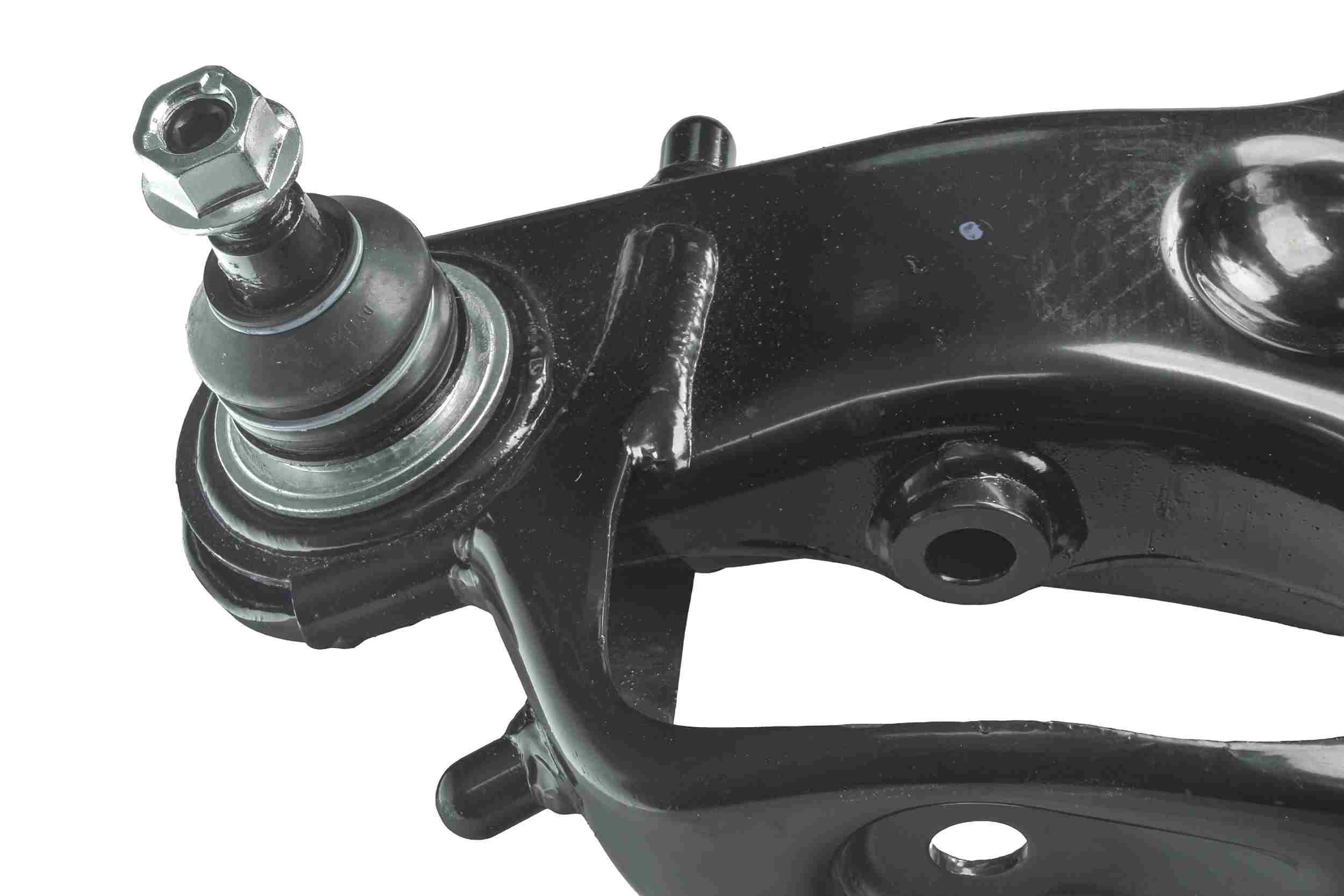 URO Suspension Control Arm and Ball Joint Assembly LR029302