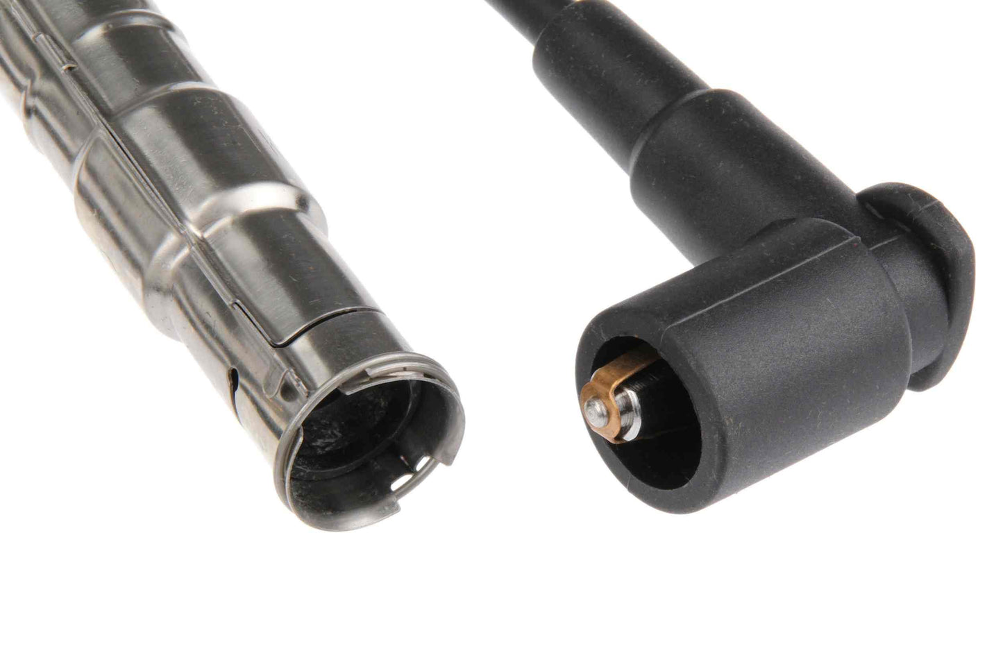 URO Spark Plug Wire Set Q4150027