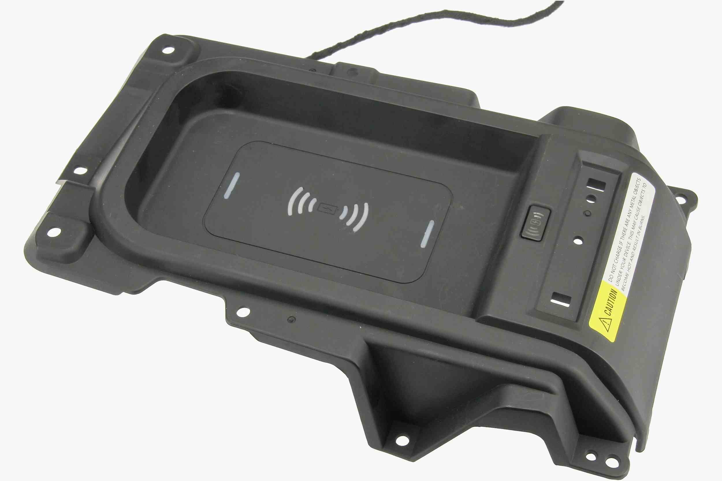 Autotecnica Wireless Device Charging System Module TY0817220