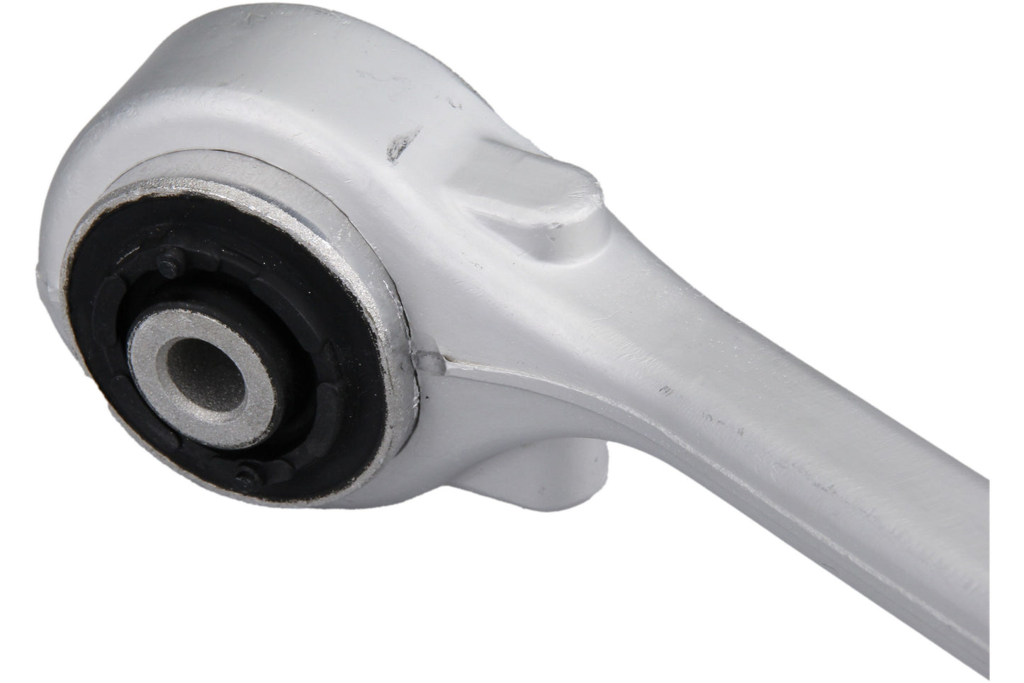 URO Suspension Control Arm XR857653