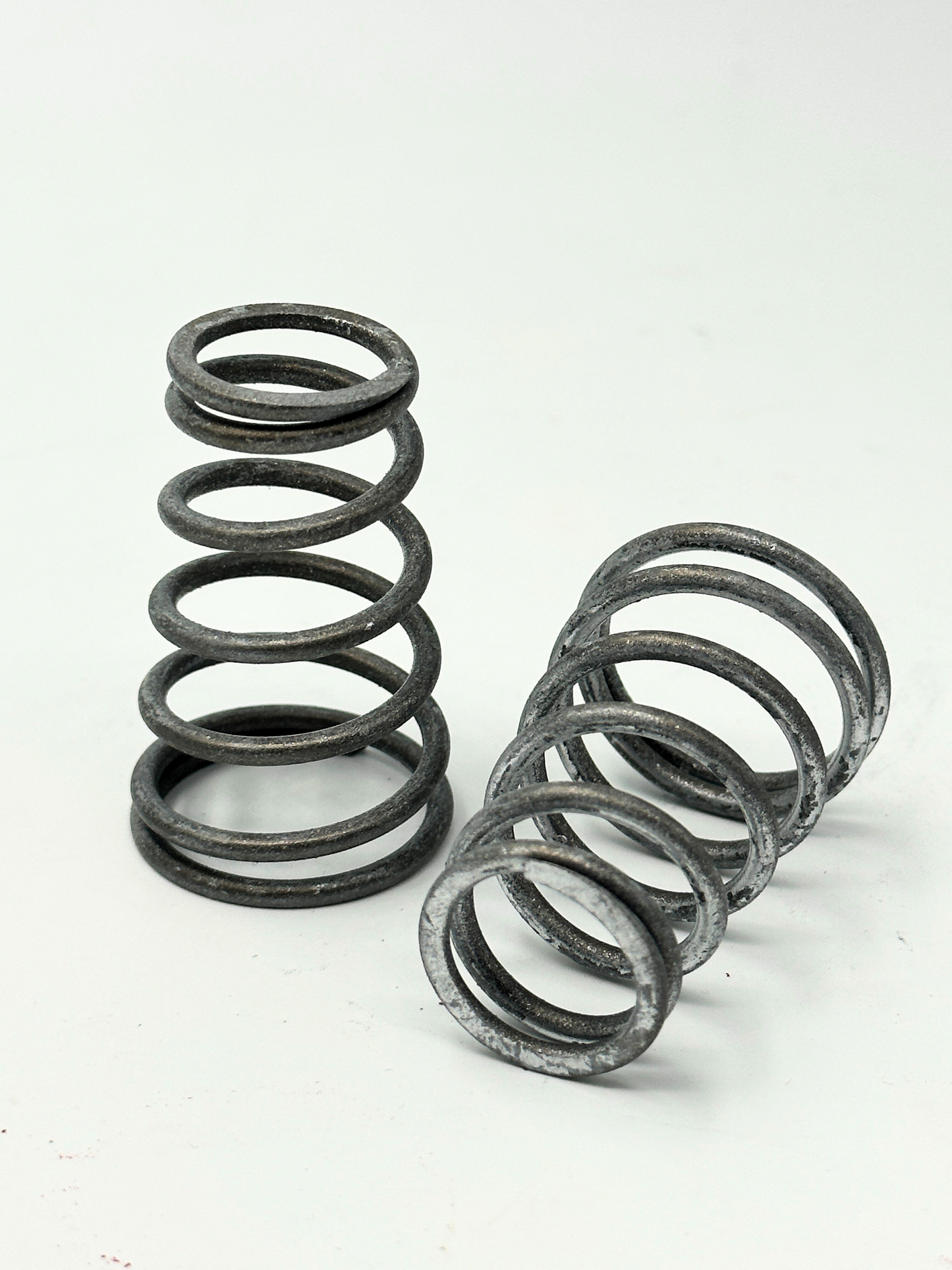 Tomioka Racing TR 1.3 Bar [19.1 PSI] Actuator Spring for TR Internal Wastegate (Silver)