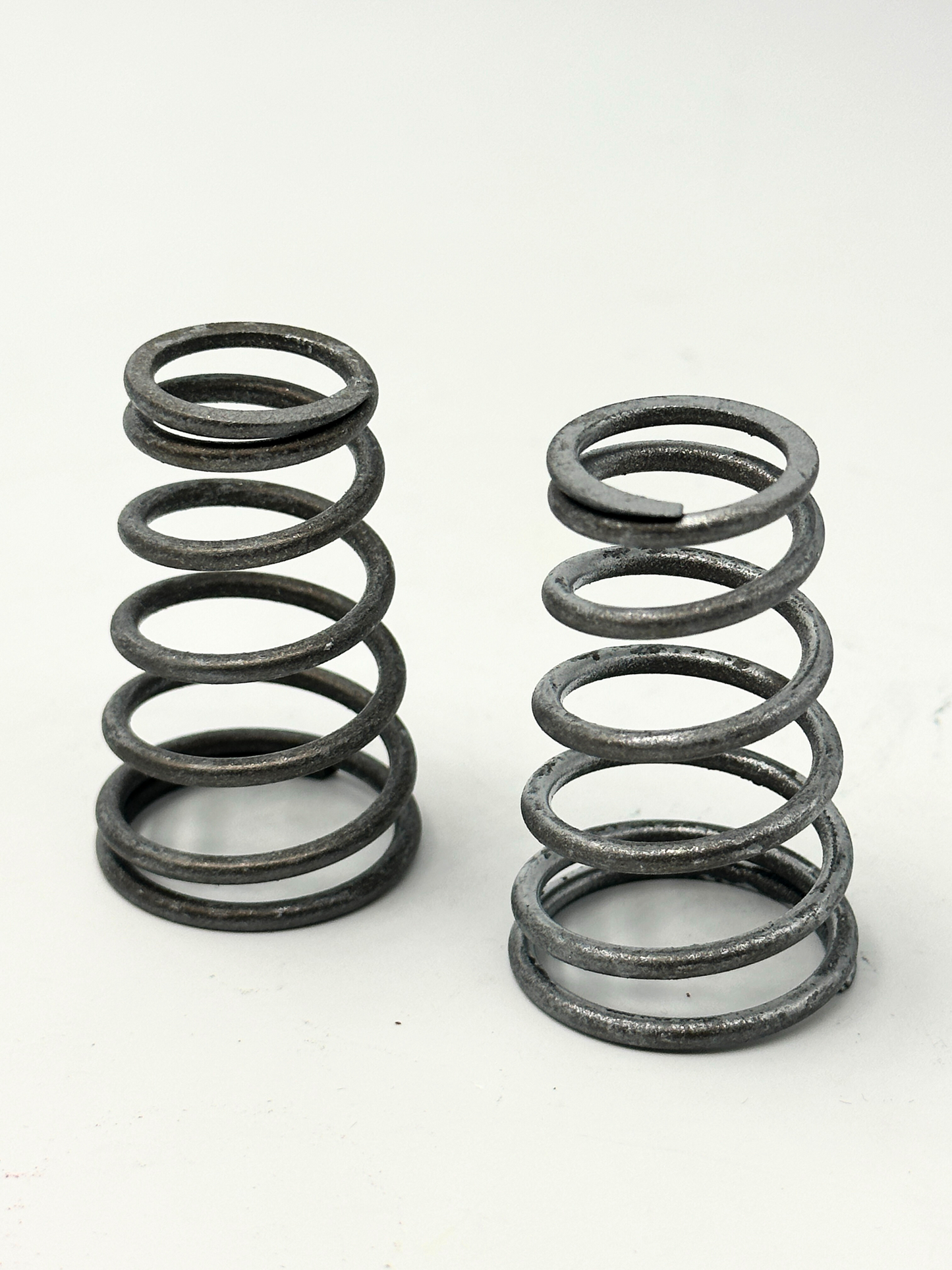 Tomioka Racing TR 1.3 Bar [19.1 PSI] Actuator Spring for TR Internal Wastegate (Silver)