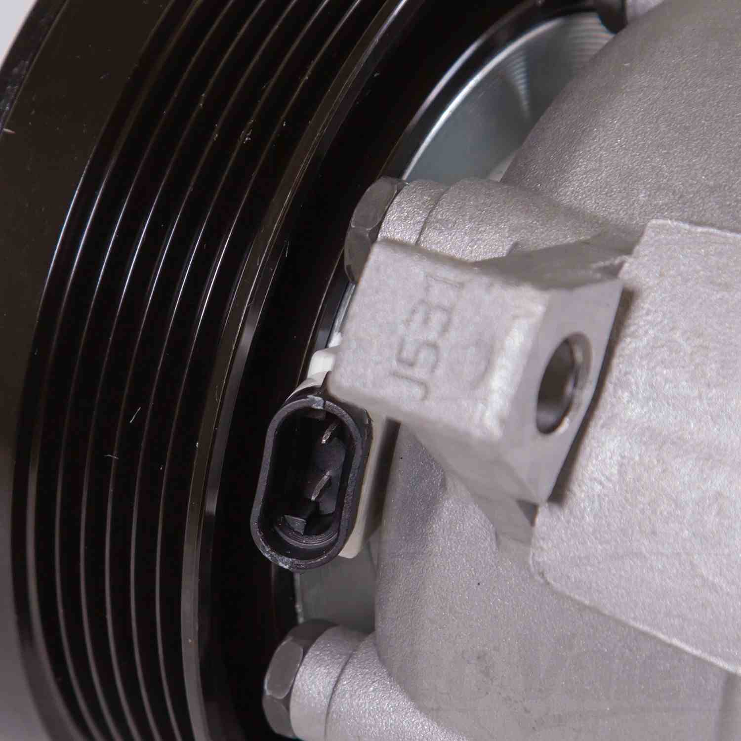 Valeo A/C Compressor 10000443