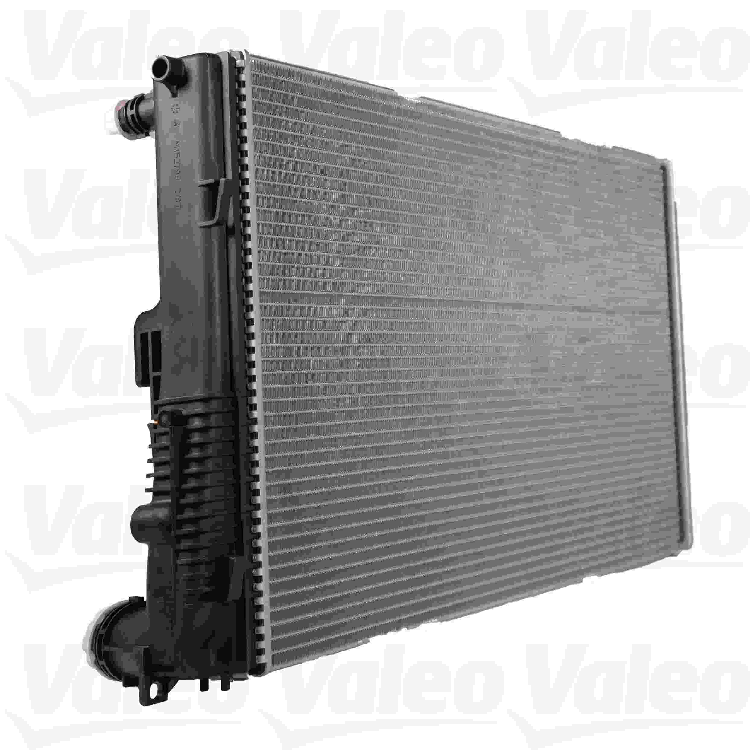 Valeo Radiator 735493
