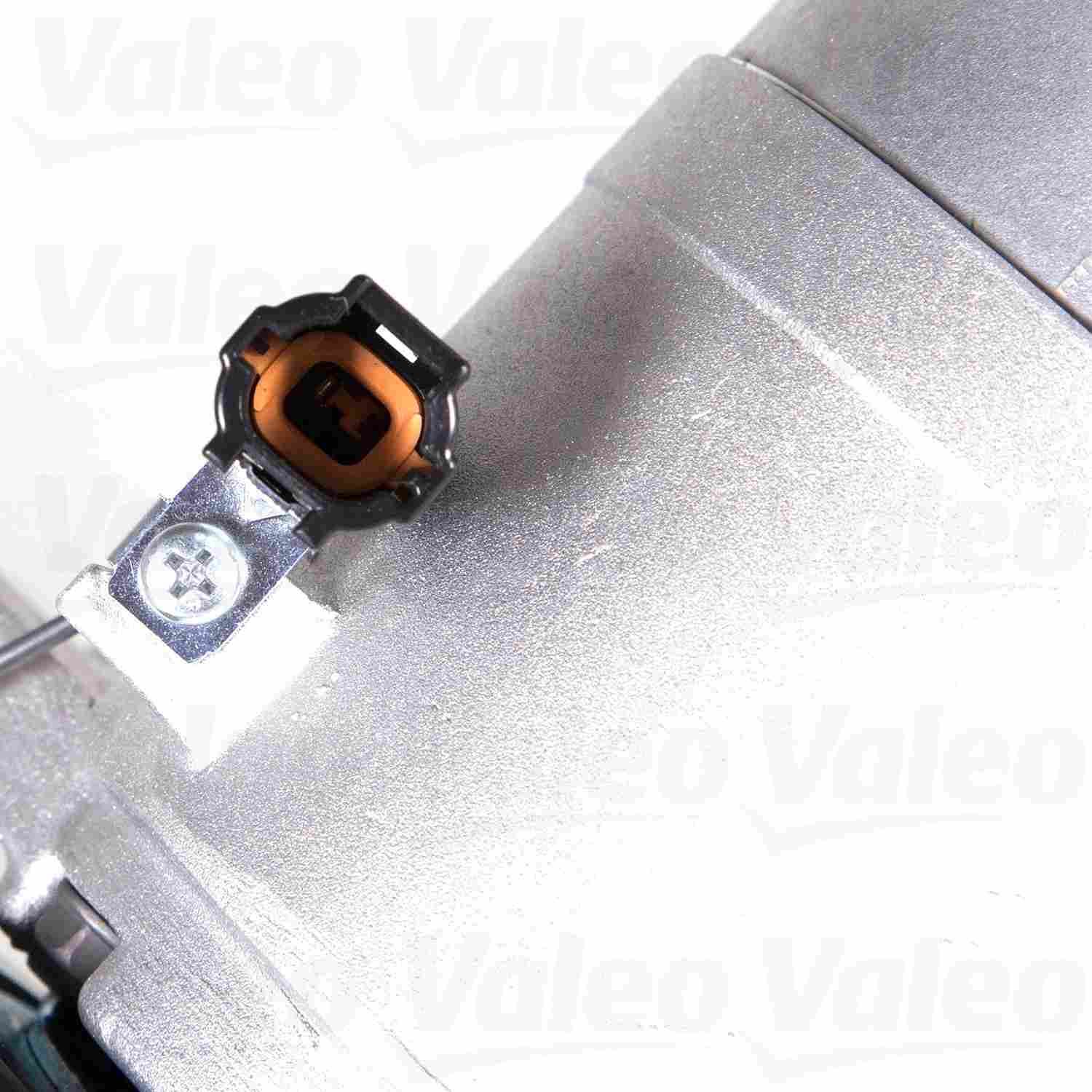 Valeo A/C Compressor 813111