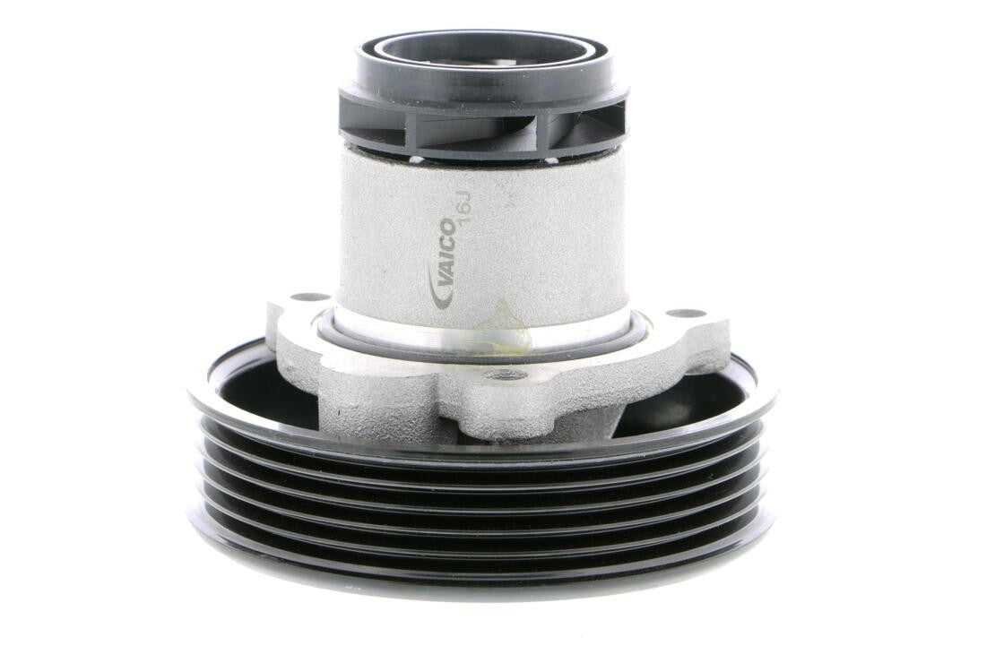 VAICO Engine Water Pump V10-50069