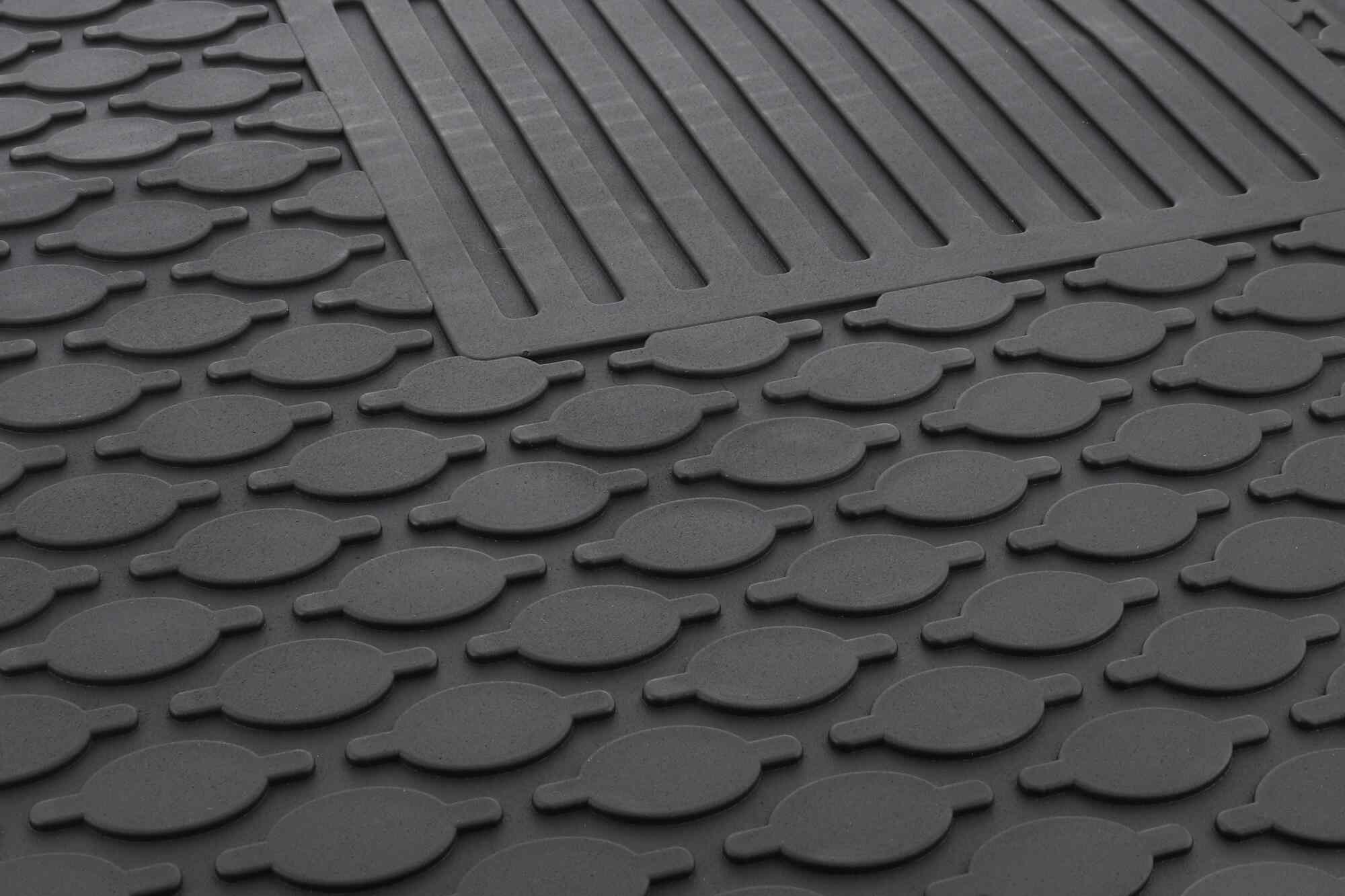 VAICO Floor Mat Set V20-4379