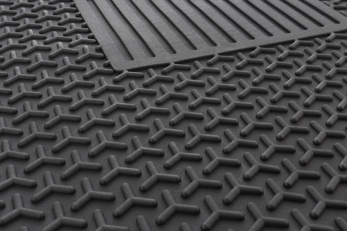 VAICO Floor Mat V30-3781