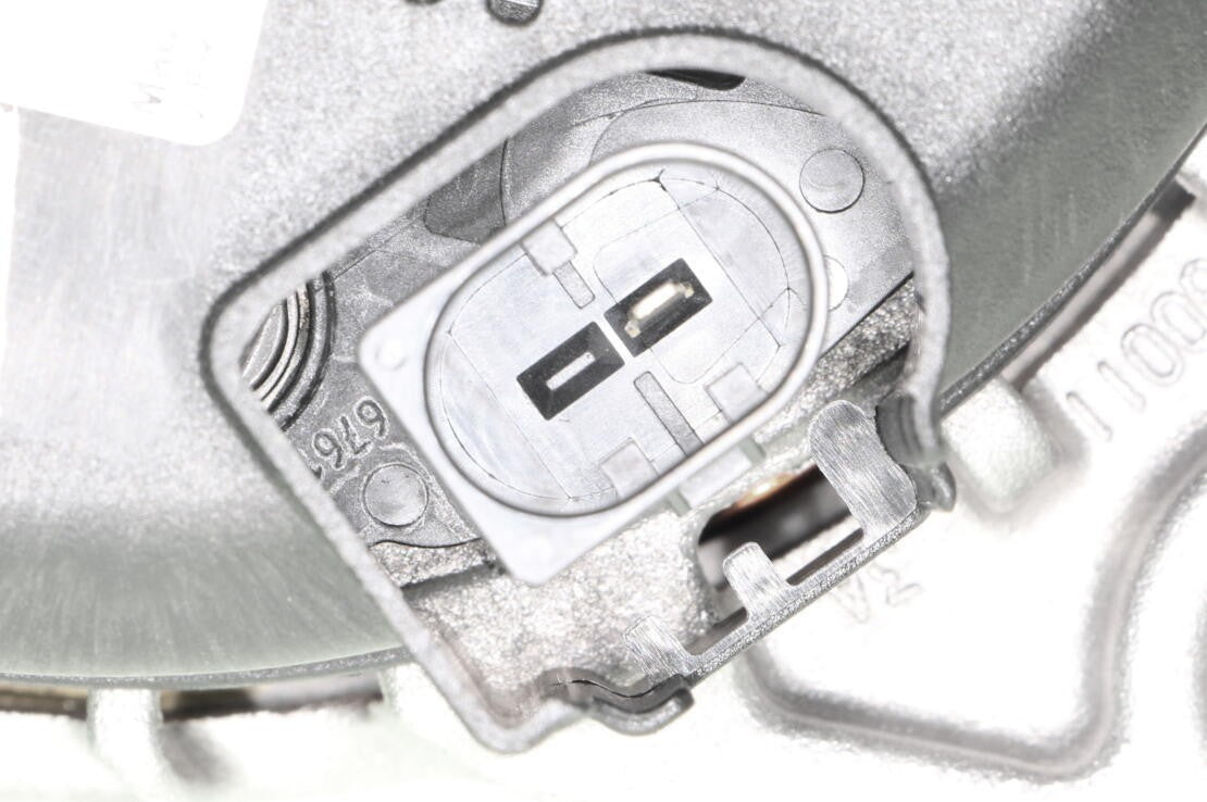 VEMO Alternator V10-13-50032
