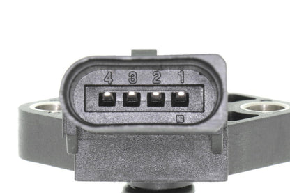 VEMO Manifold Absolute Pressure Sensor V10-72-1039