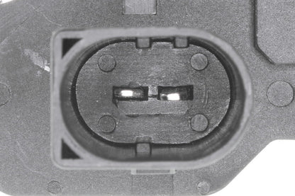 VEMO Voltage Regulator V10-77-0014