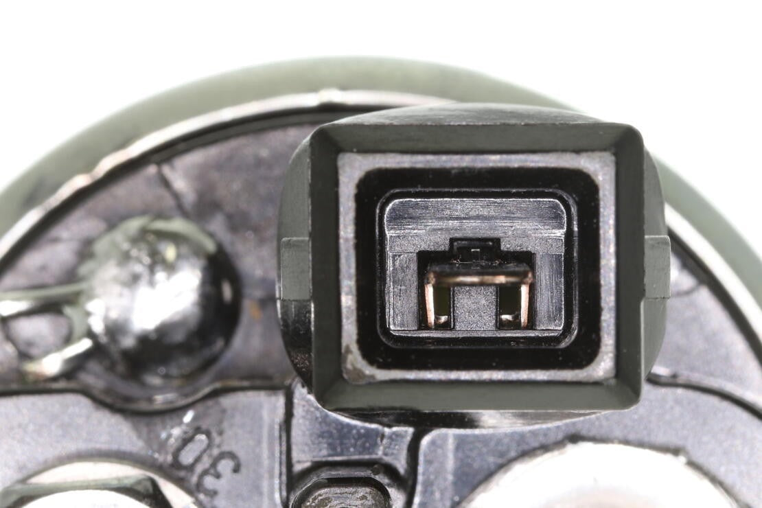 VEMO Starter Solenoid V10-77-1049