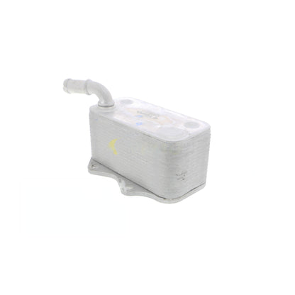 VEMO Engine Oil Cooler V15-60-6018